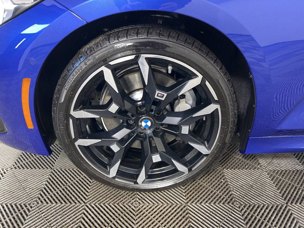 Certified 2025 BMW 330i xDrive Sedan w/ M Sport Package image 15