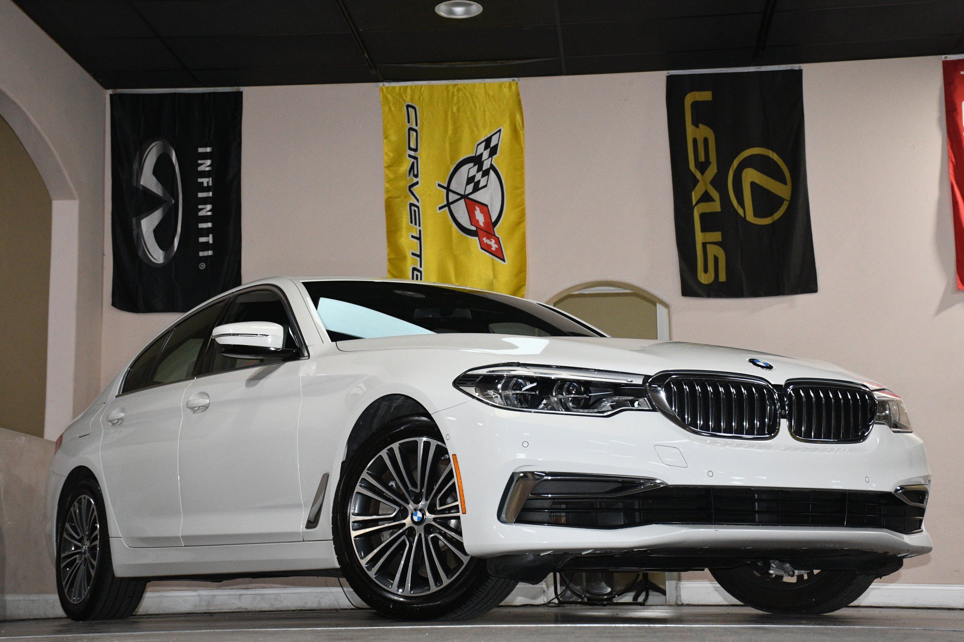 Used 2020 BMW 530i w/ Premium Package RWD image 83