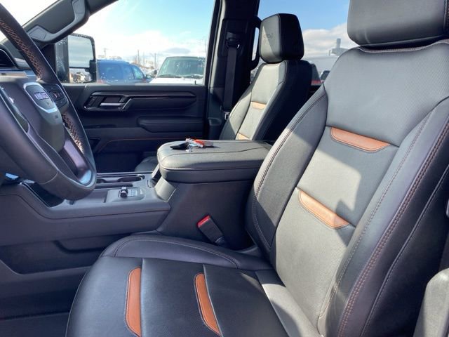 Used 2024 GMC Sierra 2500 AT4 w/ Technology Package image 19