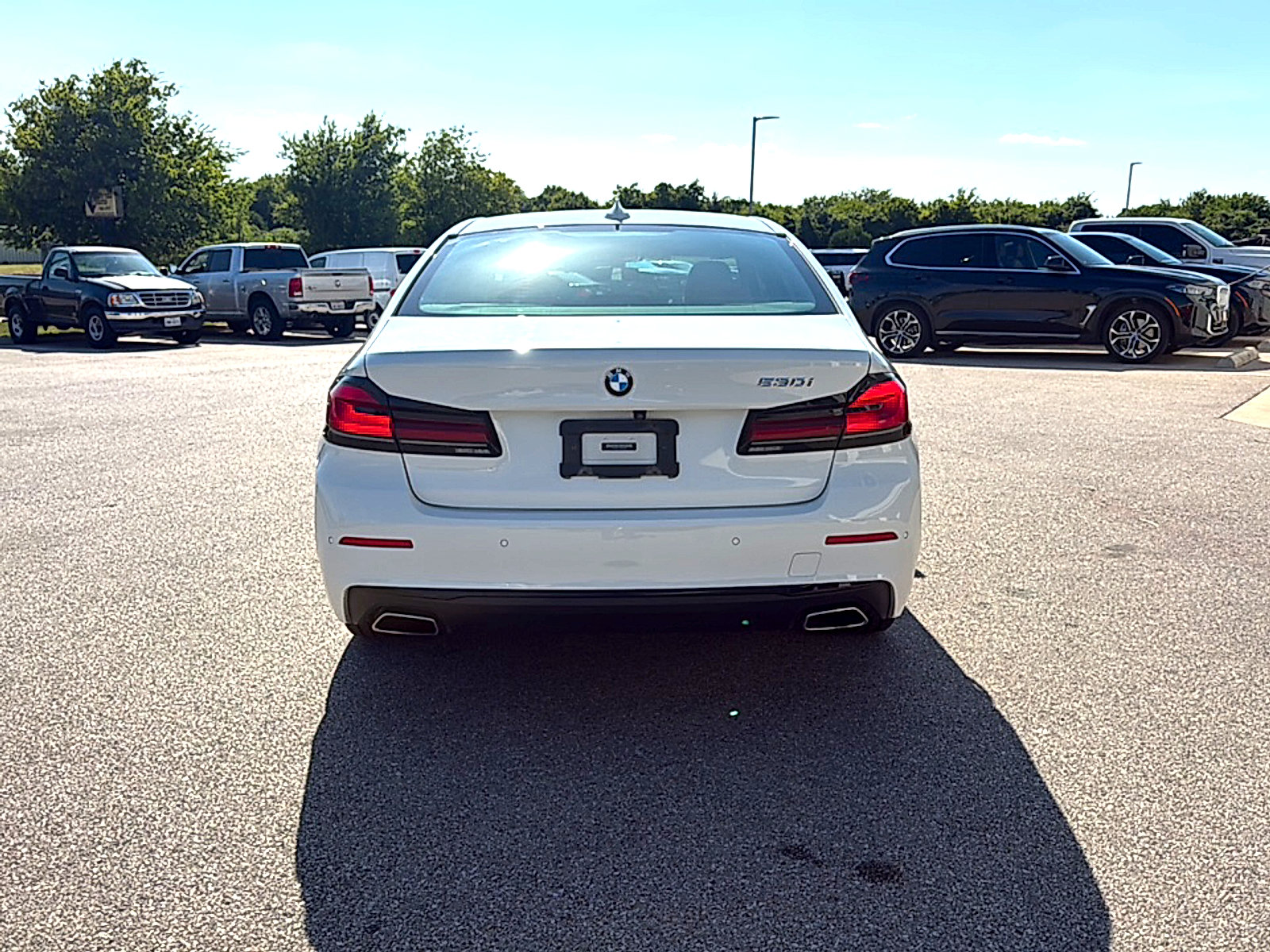 Used 2021 BMW 530i w/ Premium Package RWD image 6