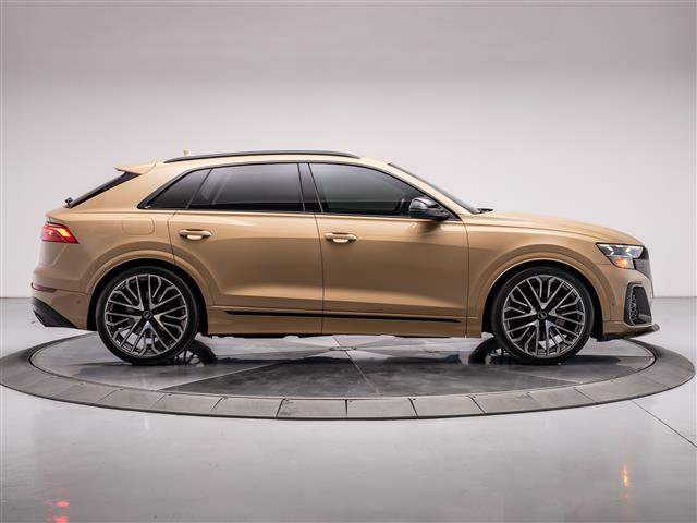 Used 2024 Audi SQ8 Prestige AWD/4WD image 6