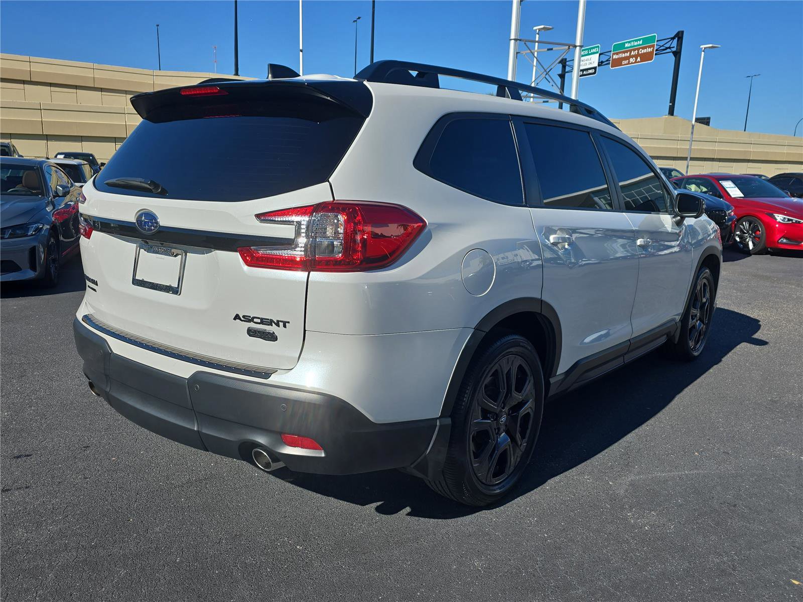 Used 2023 Subaru Ascent Onyx Edition Limited image 3