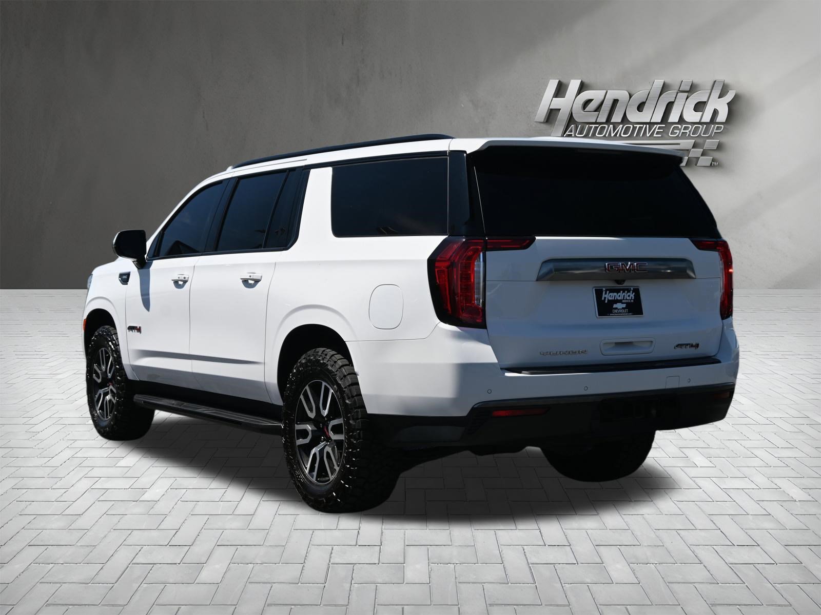 Used 2021 GMC Yukon XL AT4 w/ Rear Media and Nav Package AWD/4WD image 8