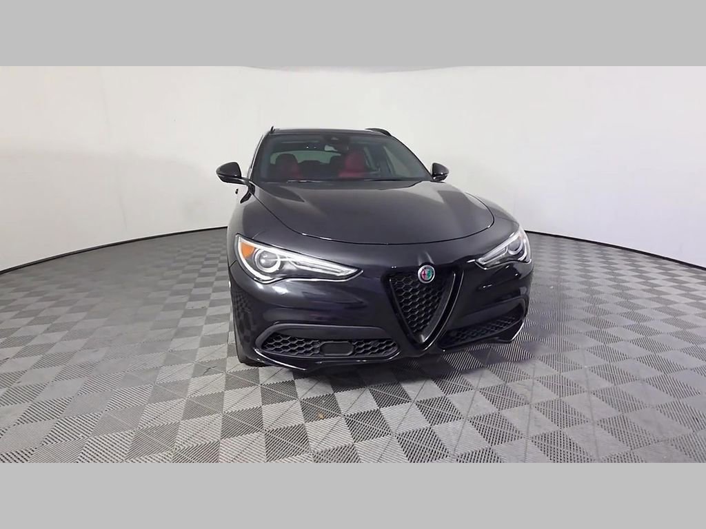 Used 2022 Alfa Romeo Stelvio Veloce AWD/4WD image 53