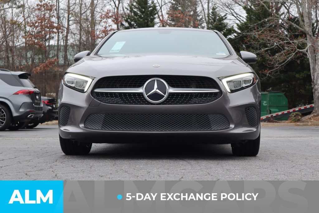 Used 2022 Mercedes-Benz A 220 image 3