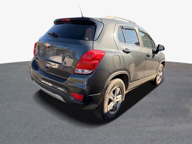 Used 2018 Chevrolet Trax LT w/ LT Convenience Package image 3