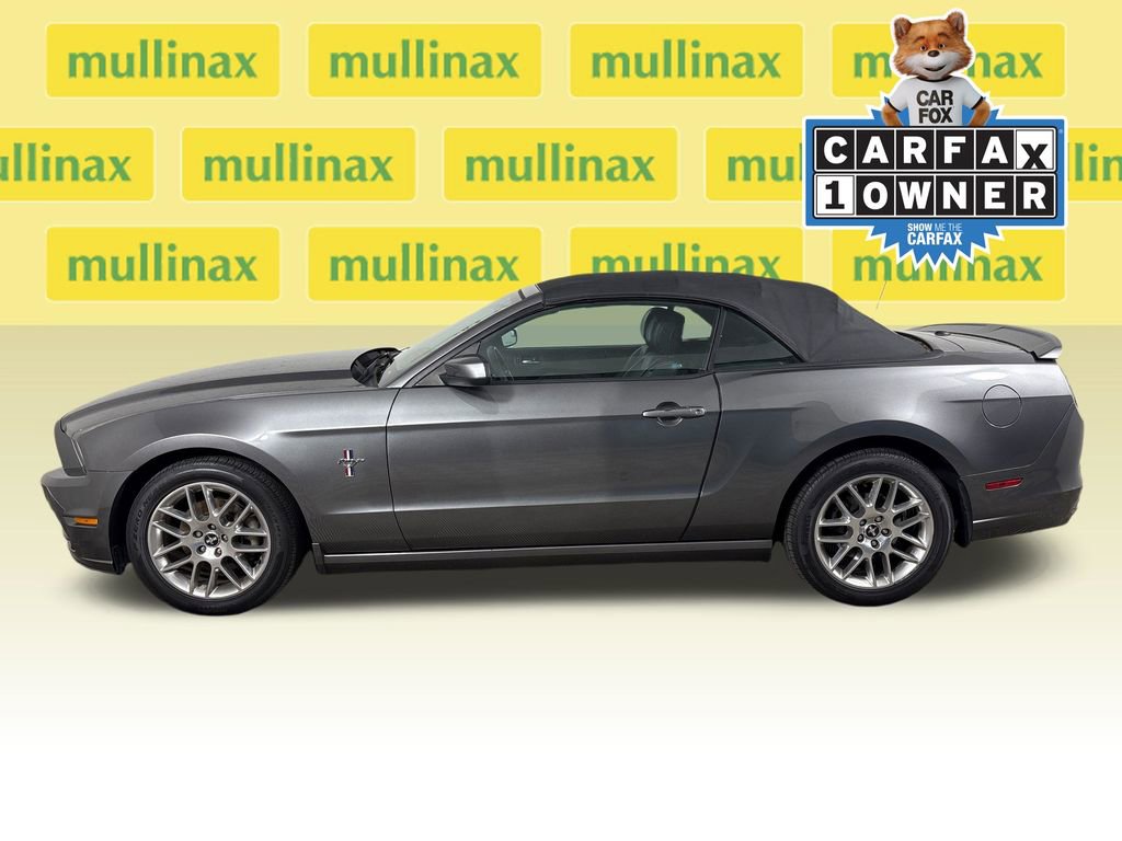 Used 2013 Ford Mustang Premium image 12