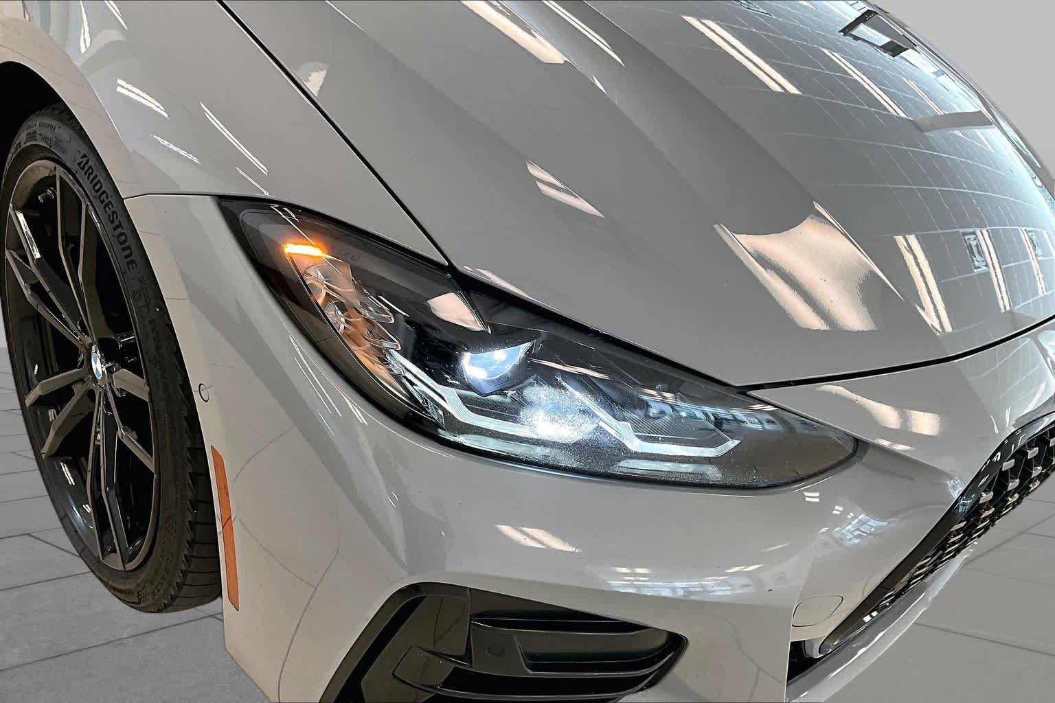 Used 2024 BMW M440i Coupe w/ Premium Package RWD image 25
