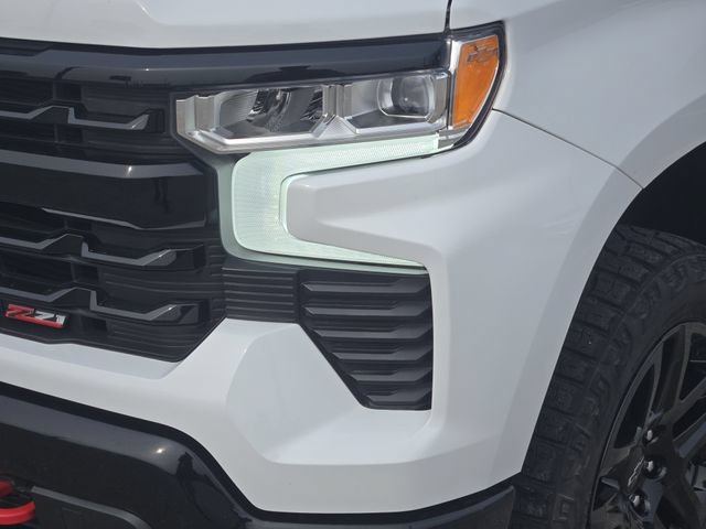 Used 2025 Chevrolet Silverado 1500 LT Trail Boss w/ Convenience Package II AWD/4WD image 10