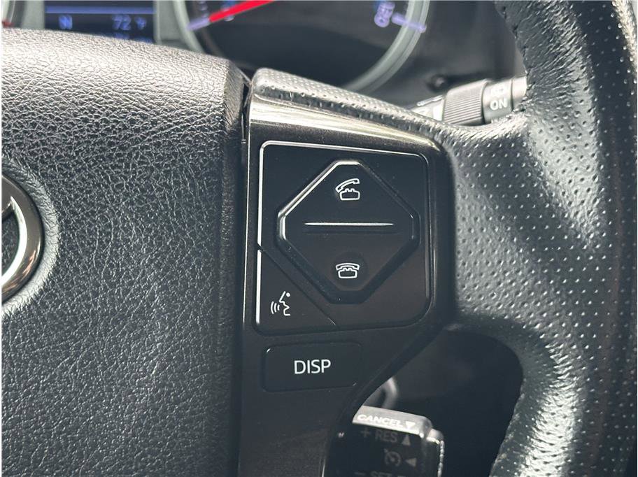 Used 2018 Toyota 4Runner TRD Off-Road w/ TRD Performance Package AWD/4WD image 23