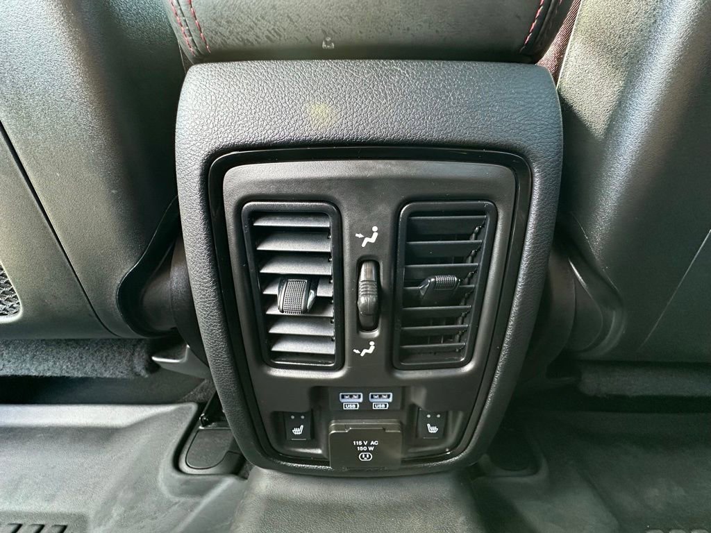Used 2024 Dodge Durango GT AWD/4WD image 7