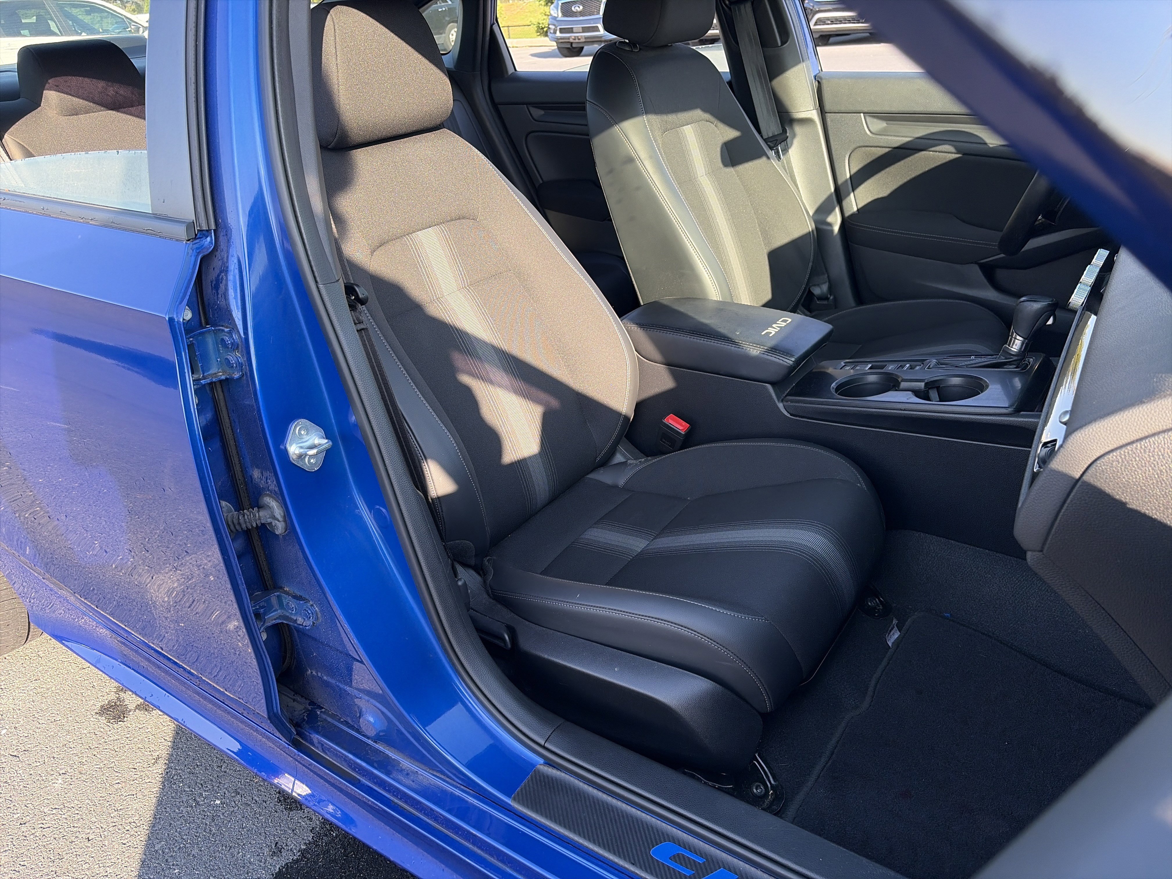 Used 2023 Honda Civic Sport image 31