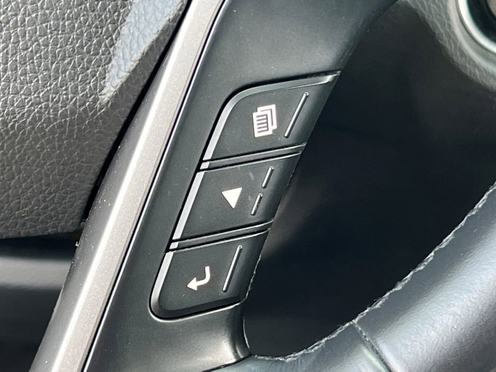 Used 2013 Hyundai Santa Fe Sport AWD/4WD image 25