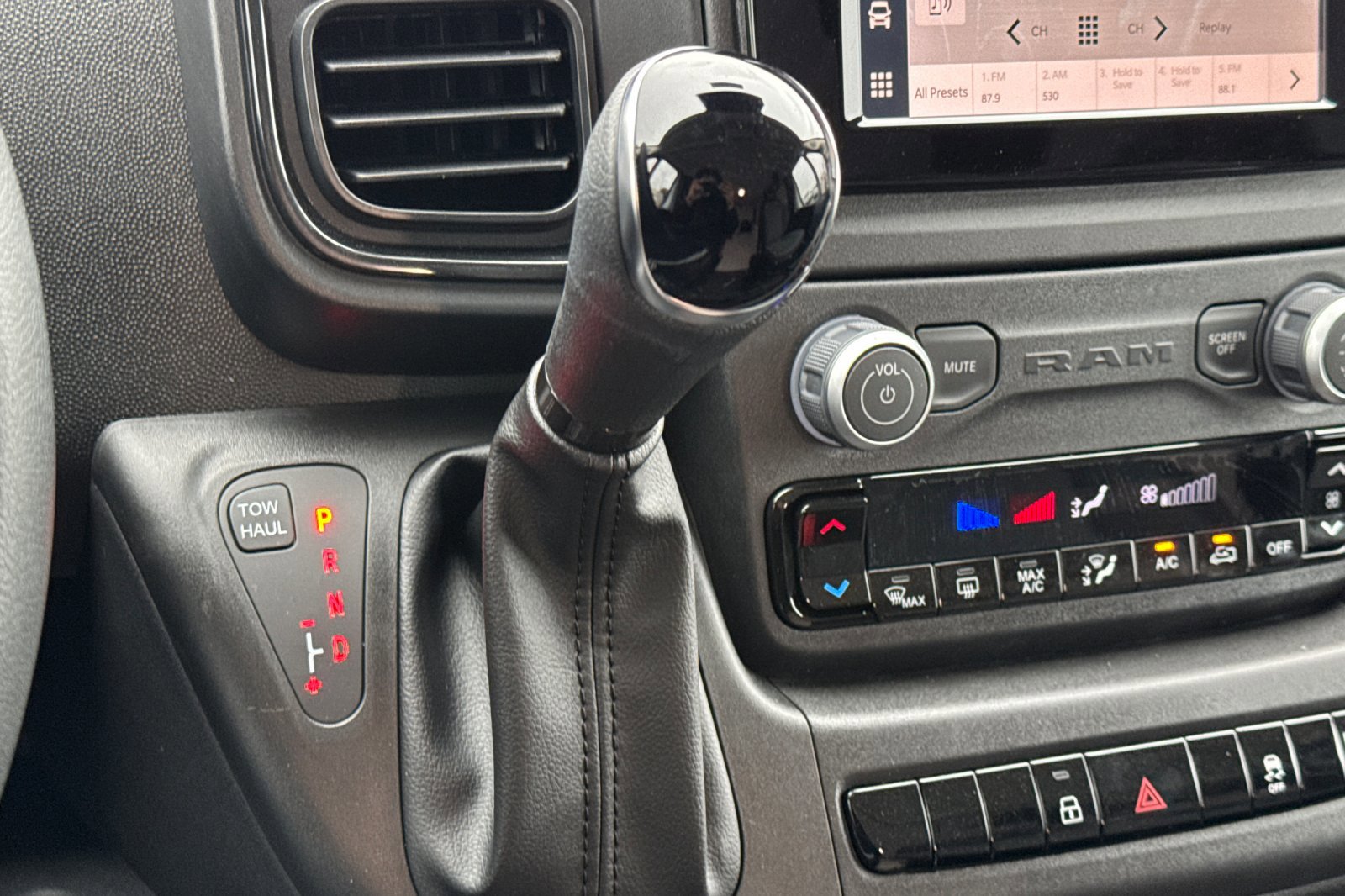 New 2026 RAM ProMaster 1500 w/ Convenience Group image 19