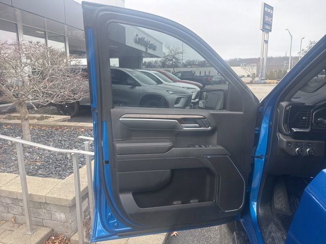 Used 2023 GMC Sierra 1500 Elevation image 11