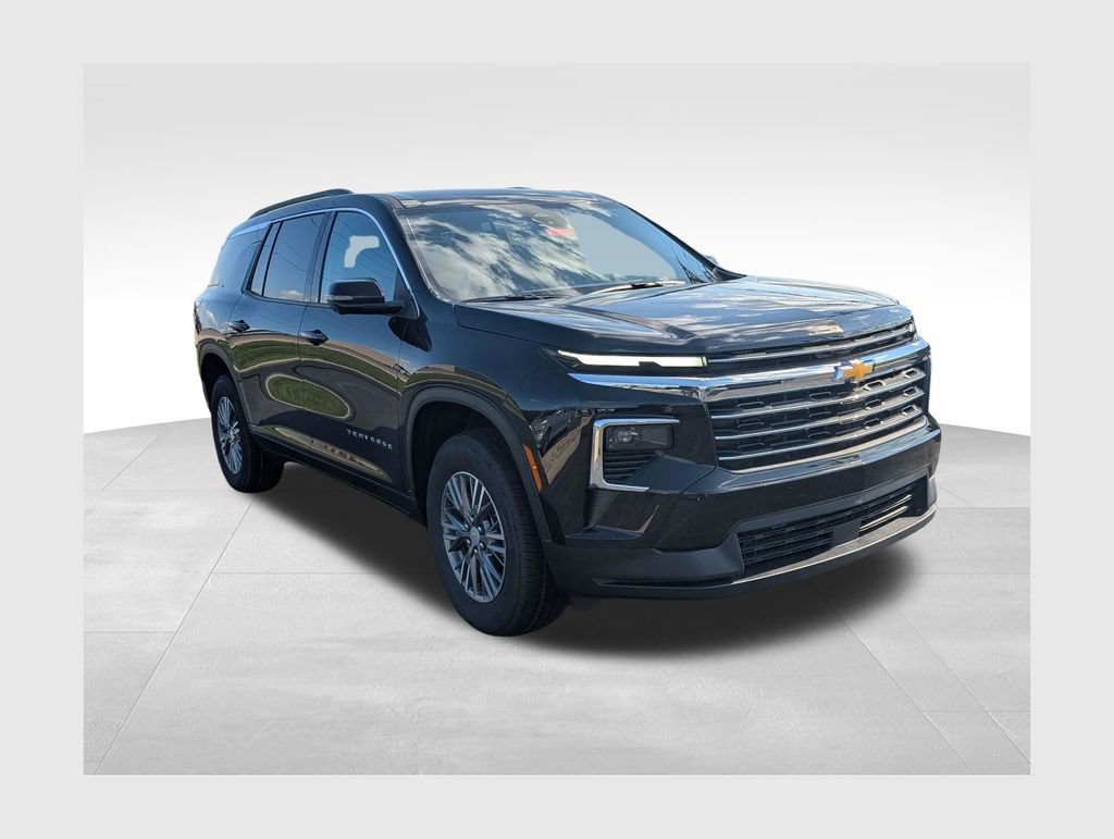New 2026 Chevrolet Traverse LT w/ Driver Confidence Package AWD/4WD image 1