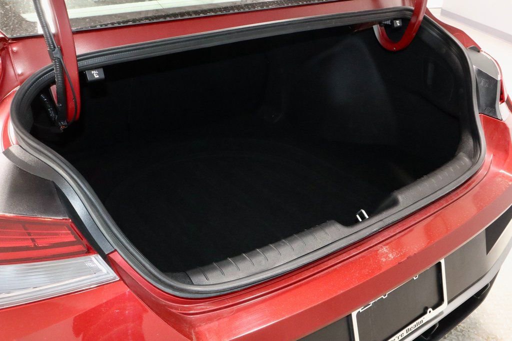 Certified 2025 Hyundai Elantra SEL image 18