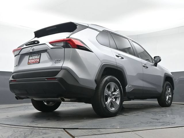 Certified 2025 Toyota RAV4 XLE AWD/4WD image 34