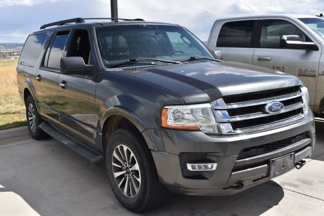 Used 2015 Ford Expedition EL XLT image 3