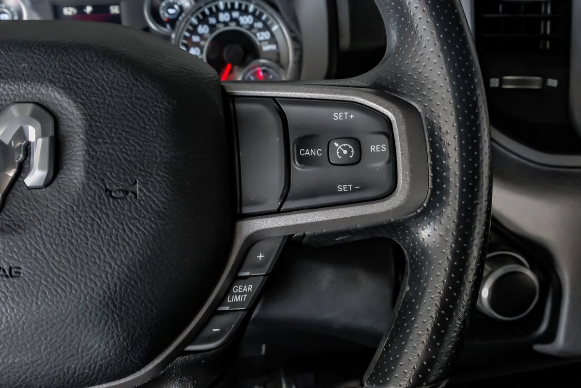 Used 2024 RAM 2500 Tradesman w/ Chrome Appearance Group AWD/4WD image 17