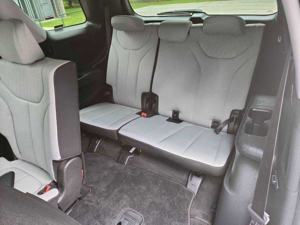 Used 2021 Hyundai Palisade SE AWD/4WD image 30