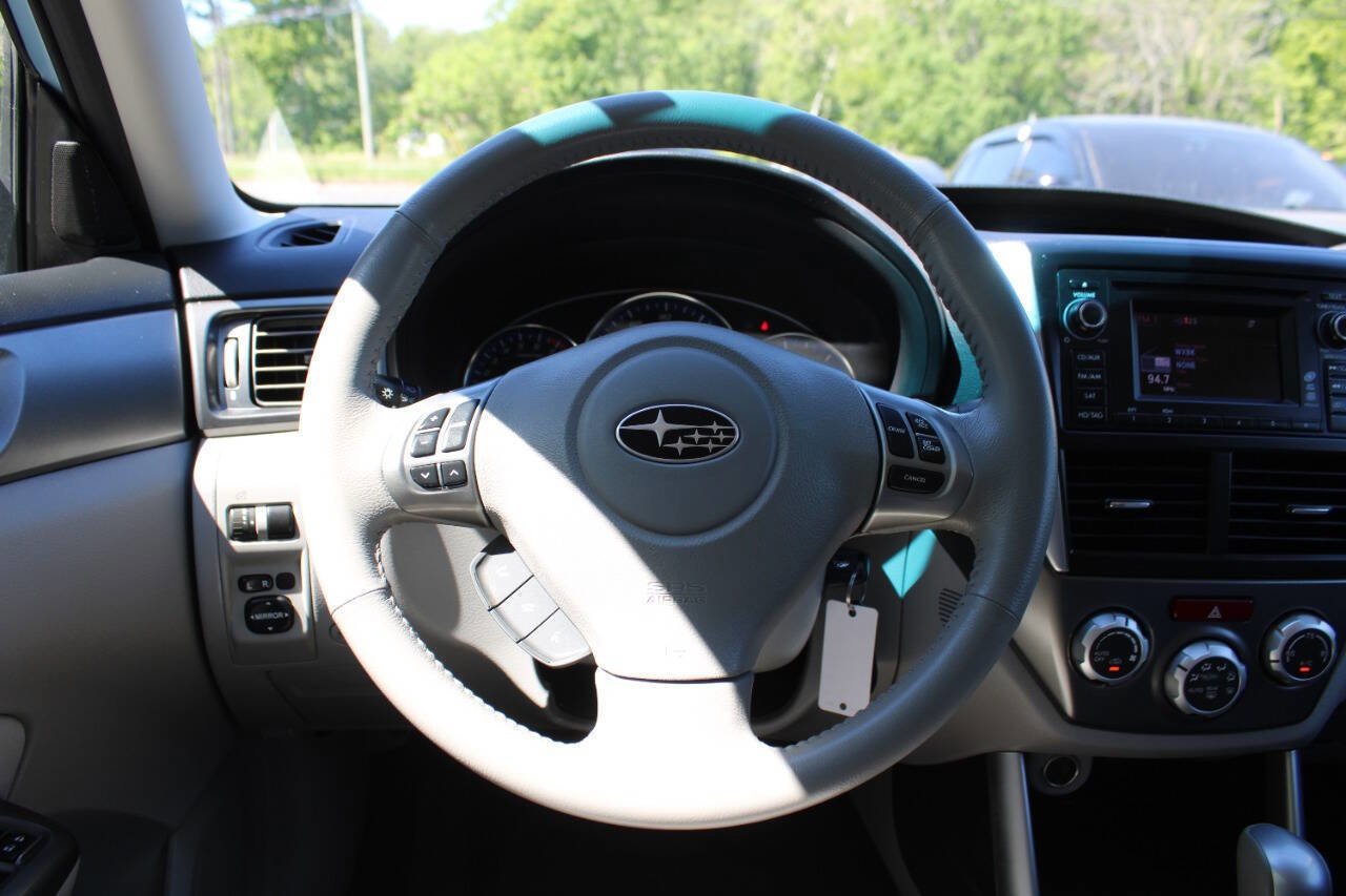 Used 2012 Subaru Forester 2.5X Limited AWD/4WD image 34