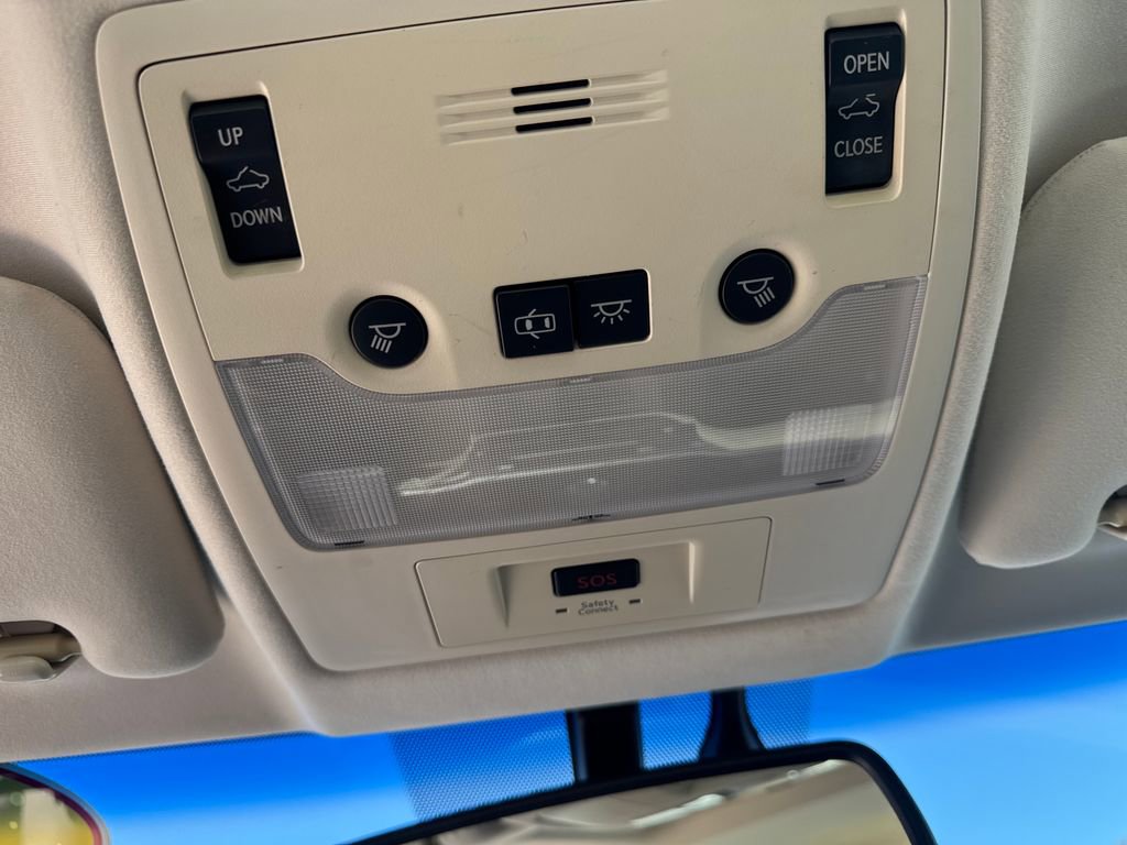 Used 2013 Lexus ES 350 w/ Luxury Pkg FWD image 22