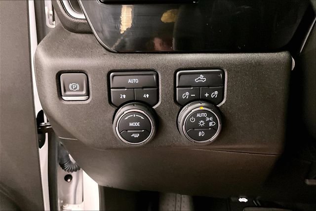Used 2024 Chevrolet Silverado 1500 RST AWD/4WD image 40