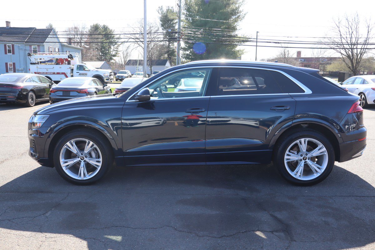 Used 2023 Audi Q8 Prestige w/ Prestige Package image 8