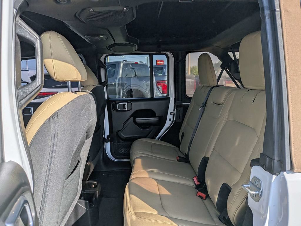 Used 2020 Jeep Wrangler Unlimited Sport AWD/4WD image 12