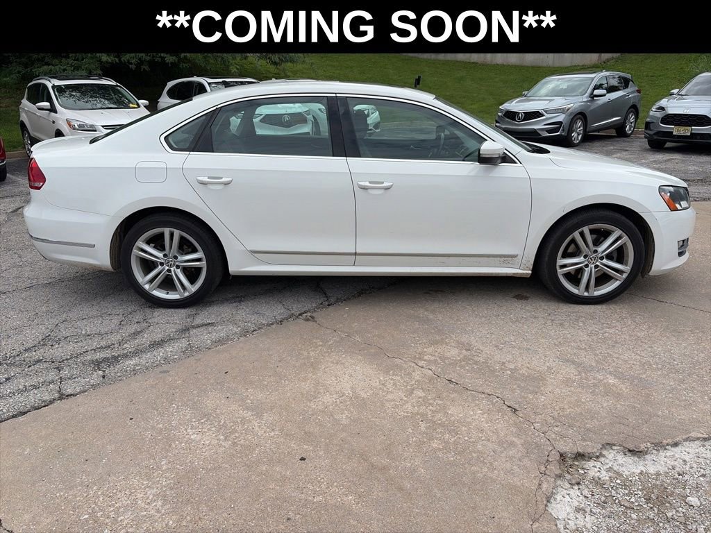 Used 2014 Volkswagen Passat TDI SEL Premium FWD image 4