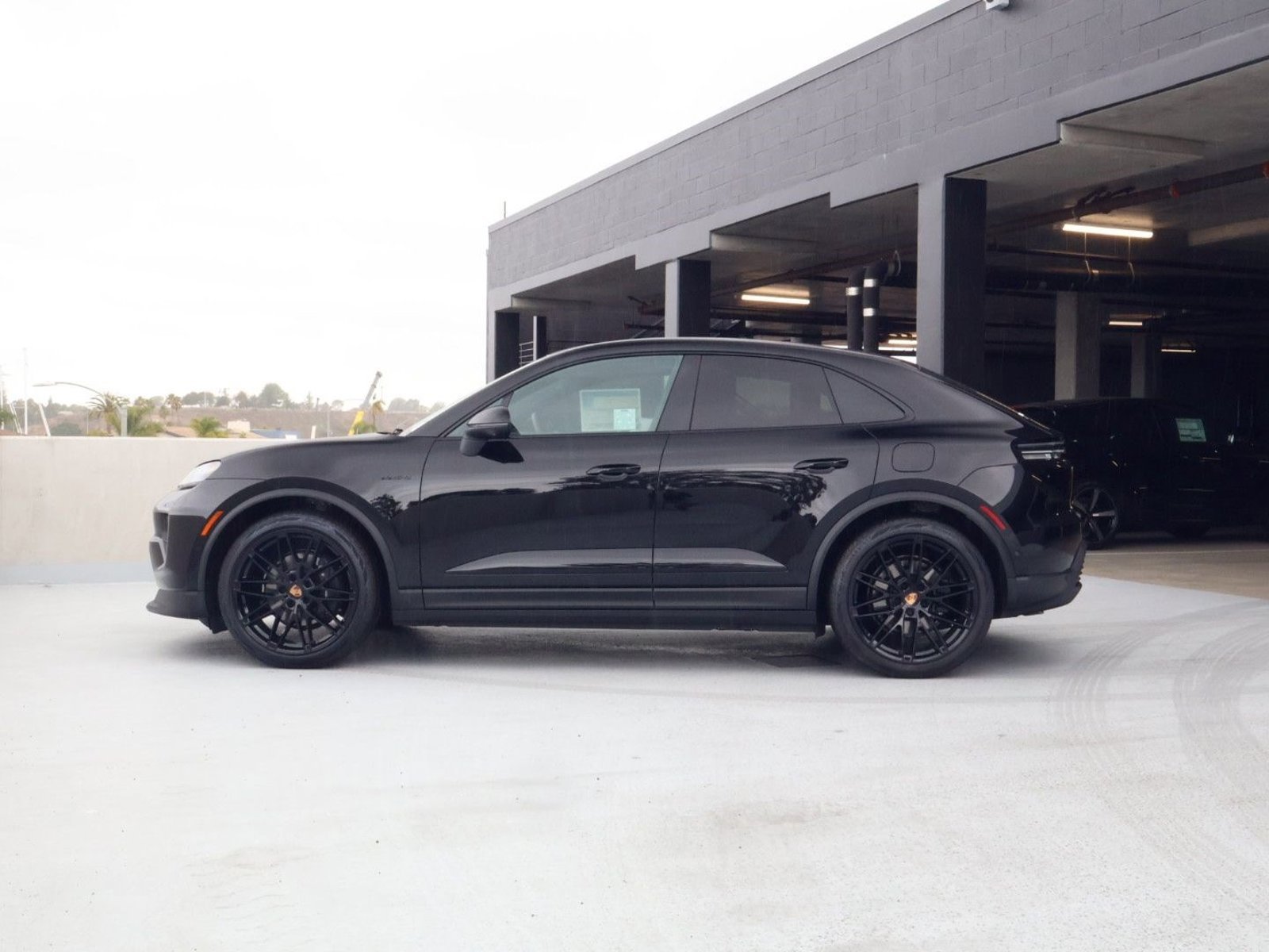 New 2026 Porsche Macan Electric RWD image 2
