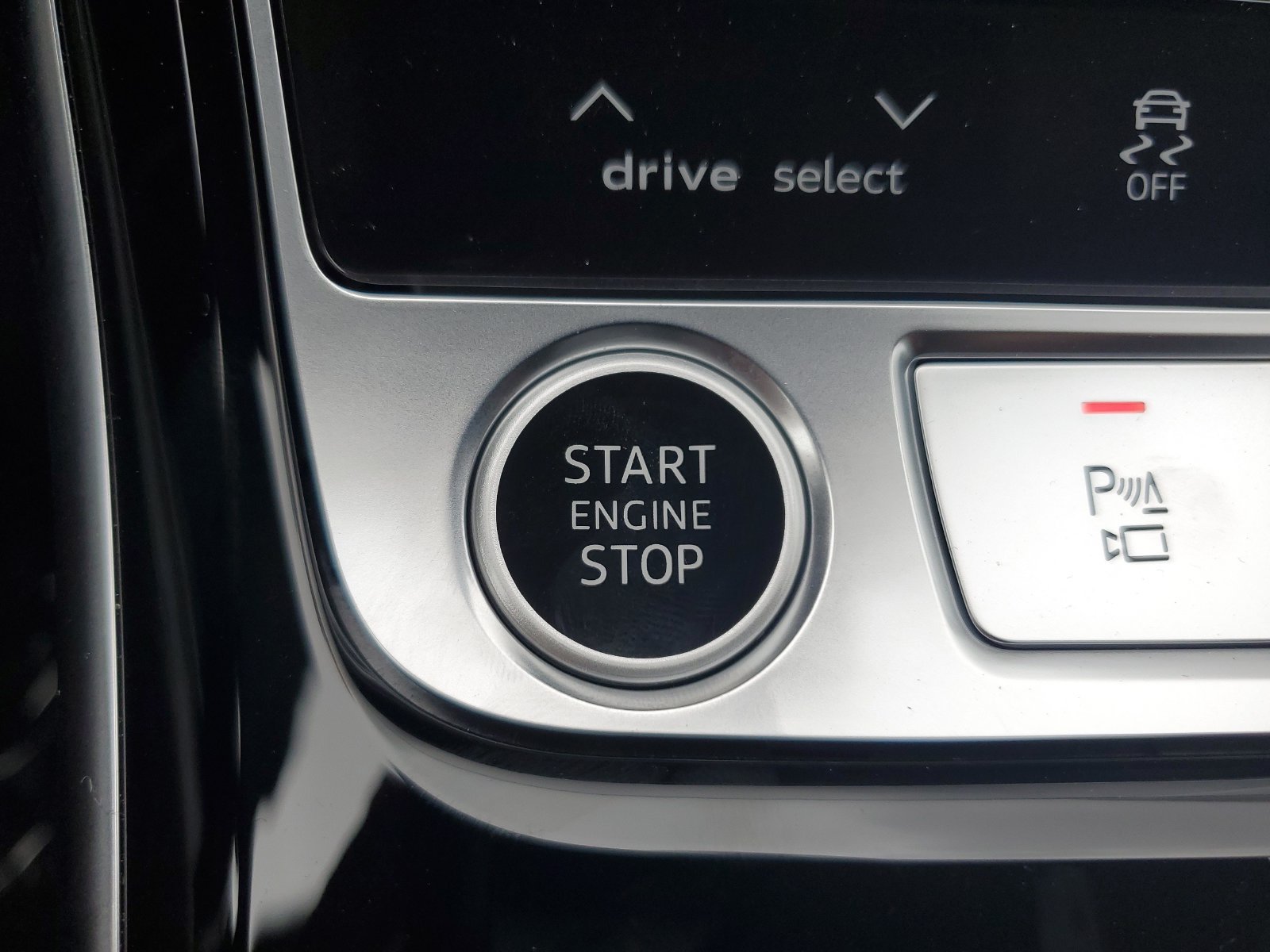 New 2026 Audi A8 L 3.0T AWD/4WD image 28