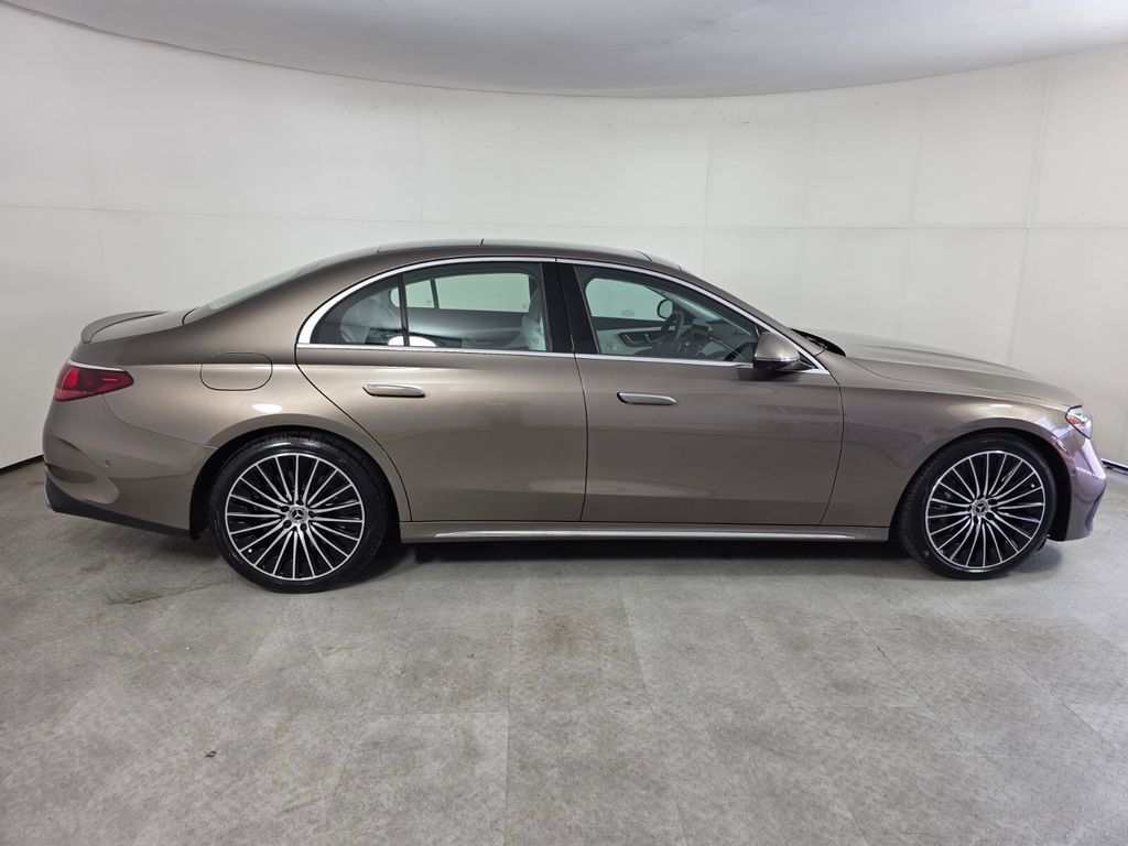 Certified 2025 Mercedes-Benz E 450 4MATIC Sedan image 3