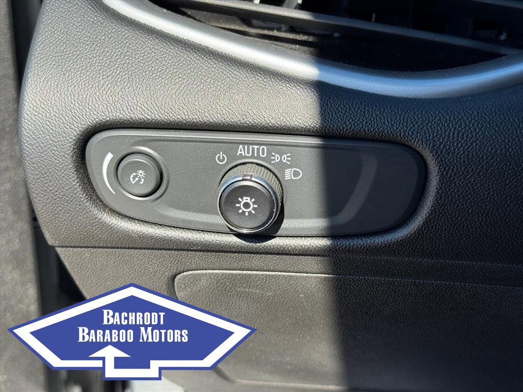 Used 2024 Chevrolet Malibu LT image 24