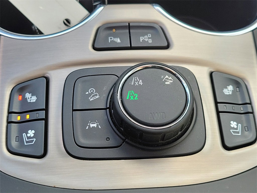 Used 2022 GMC Terrain Denali w/ Denali Premium Package image 33