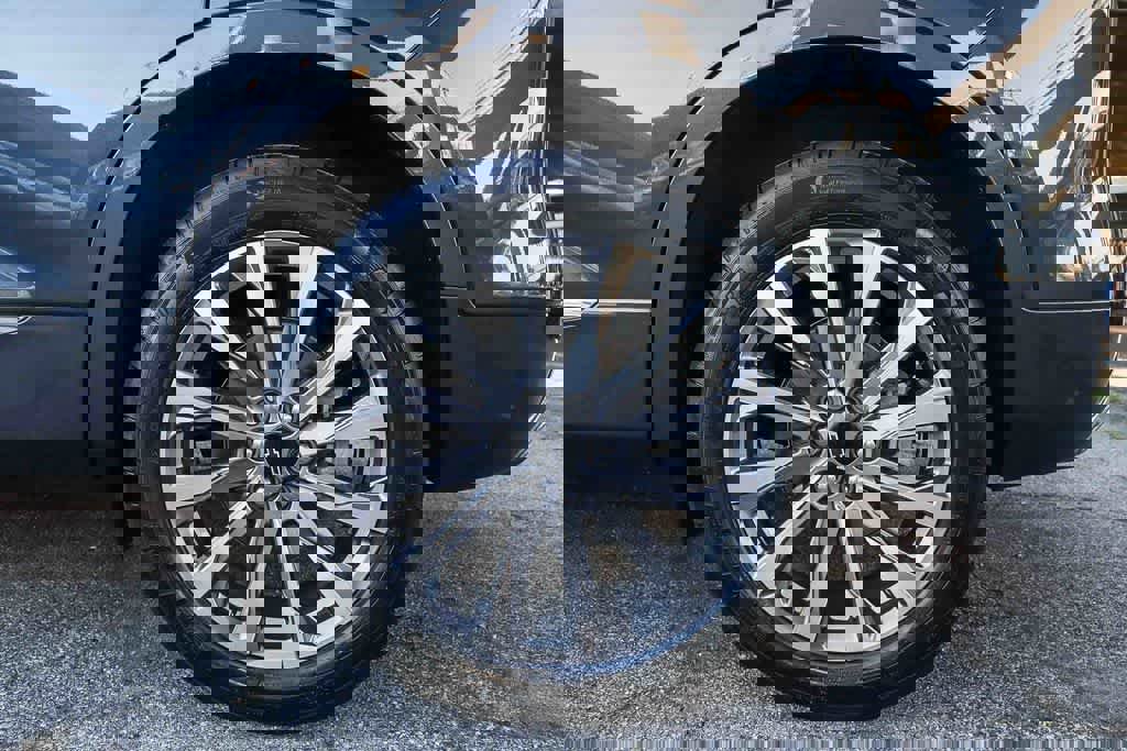 Used 2022 Chevrolet Blazer Premier w/ LPO, Sport Package image 10