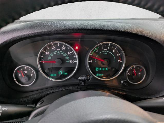 Used 2015 Jeep Wrangler Unlimited Rubicon image 10