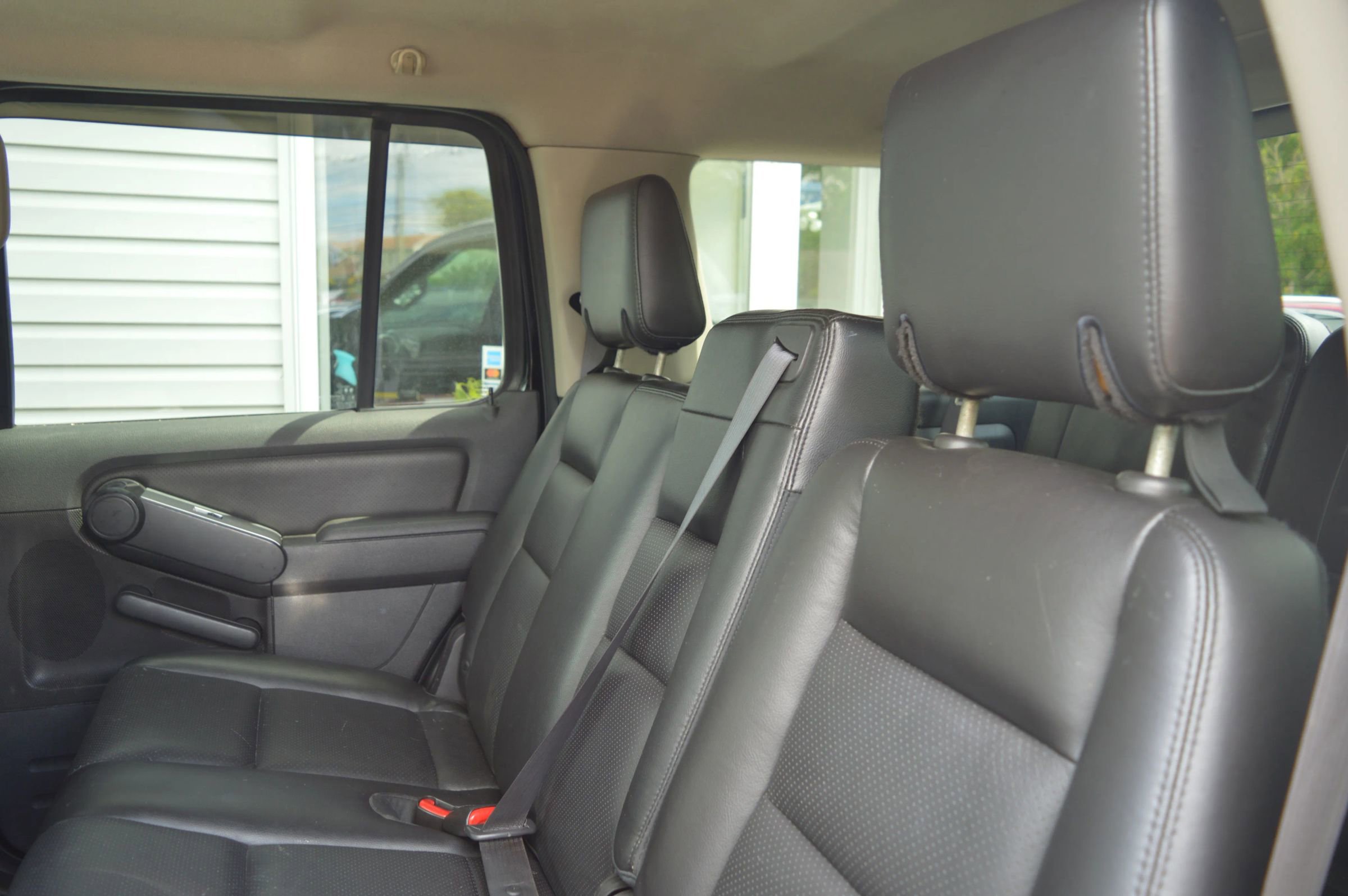 Used 2007 Mercury Mountaineer AWD image 15