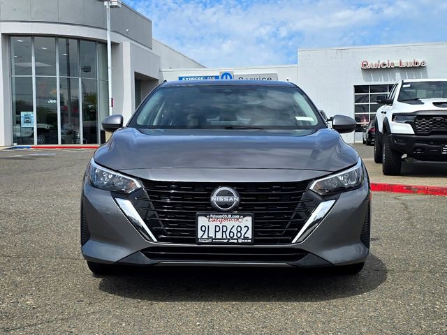 Used 2024 Nissan Sentra SV image 2