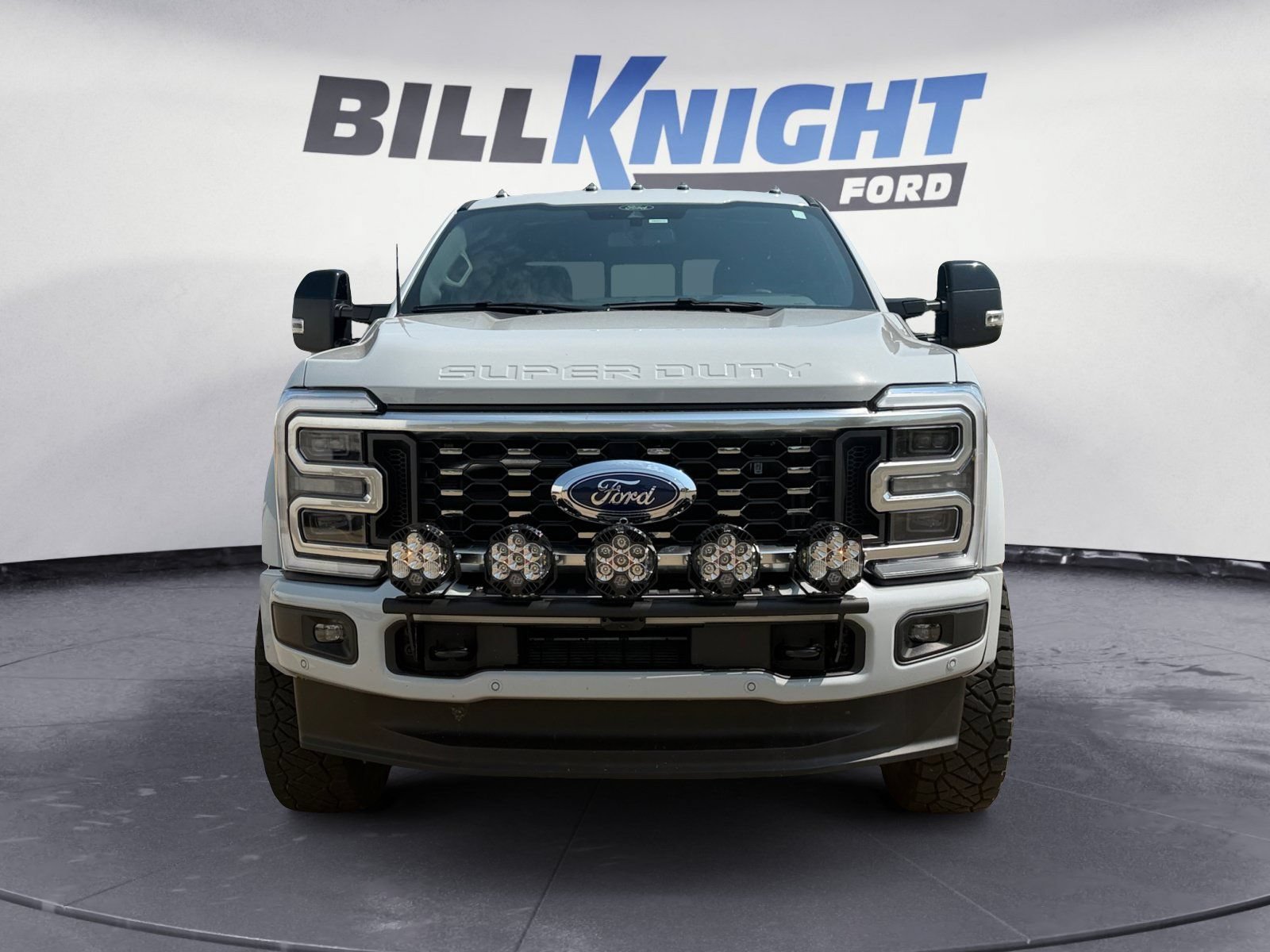 Used 2025 Ford F450 Platinum w/ FX4 Off-Road Package AWD/4WD image 8