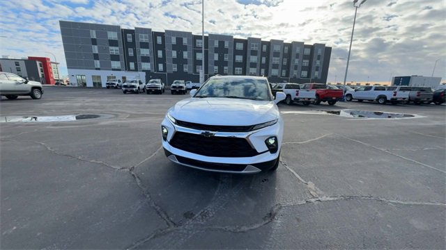 Used 2023 Chevrolet Blazer LT w/ Convenience Package image 3