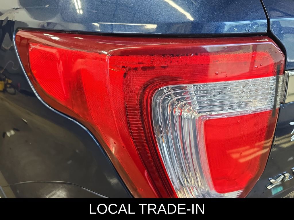Used 2016 Ford Explorer XLT w/ Equipment Group 201A AWD/4WD image 36