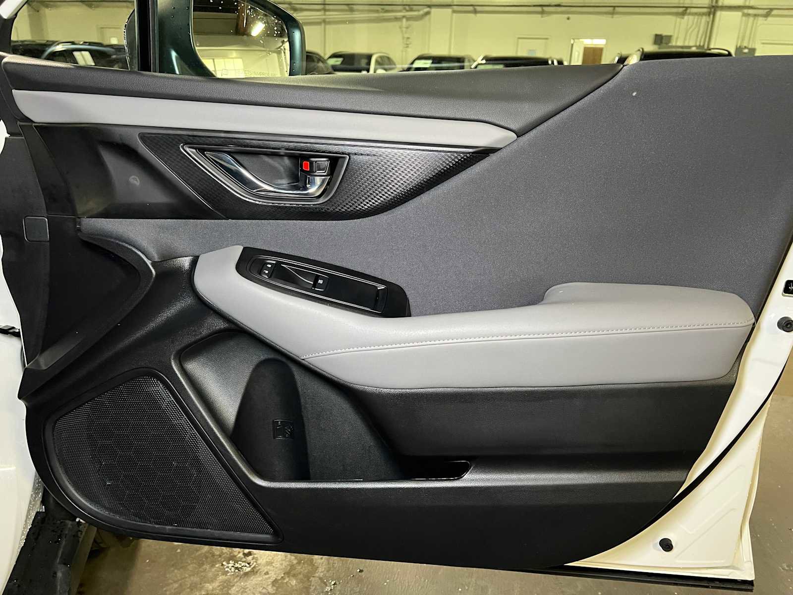 Used 2024 Subaru Outback Premium image 10