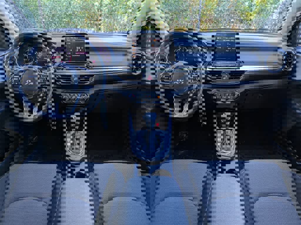 Used 2024 Kia Forte LXS image 14