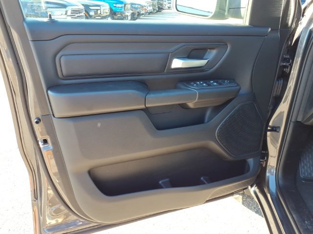 New 2026 RAM 1500 Express AWD/4WD image 13