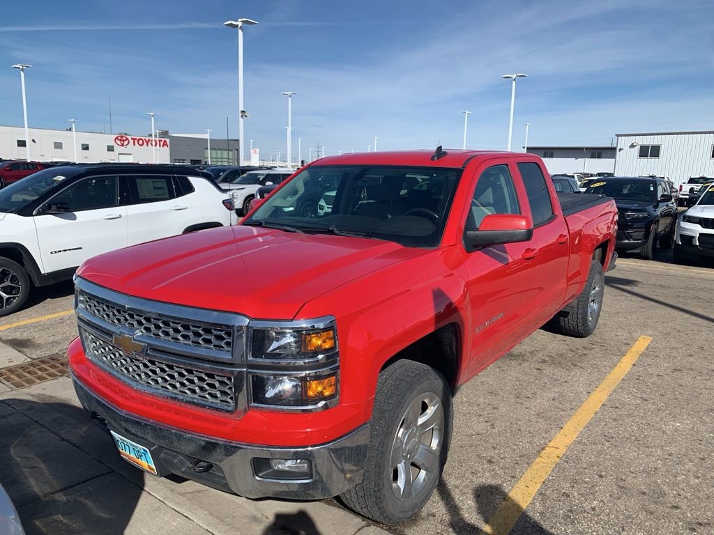Used 2015 Chevrolet Silverado 1500 LT w/ LT Convenience Package image 10