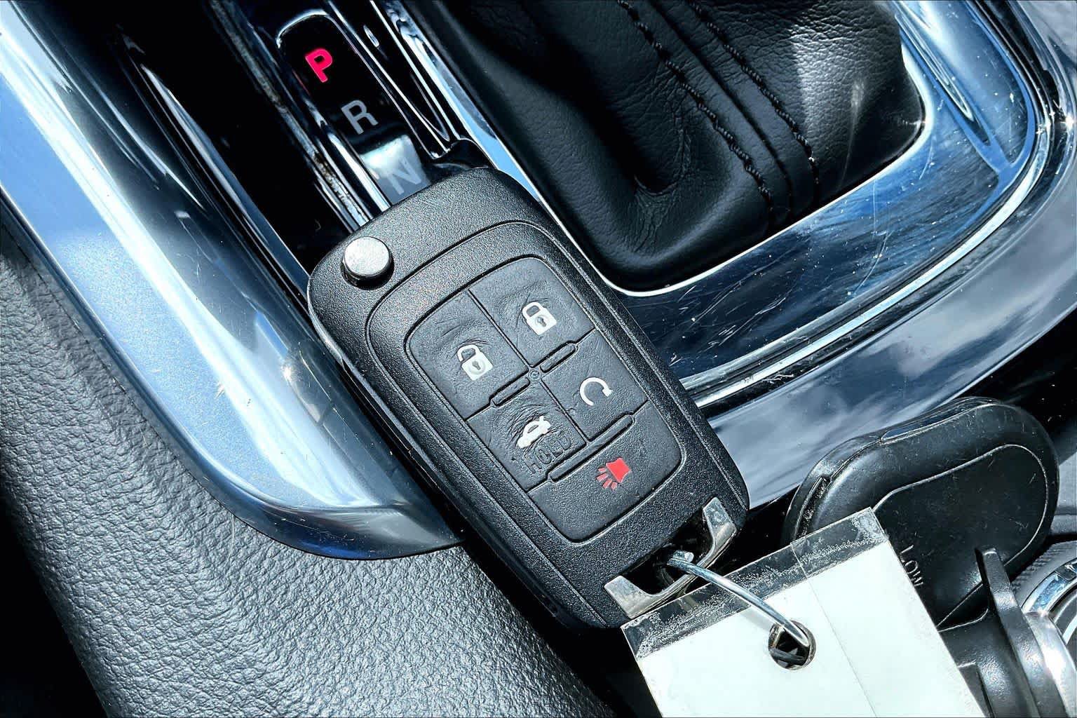 Used 2017 Chevrolet SS RWD image 15