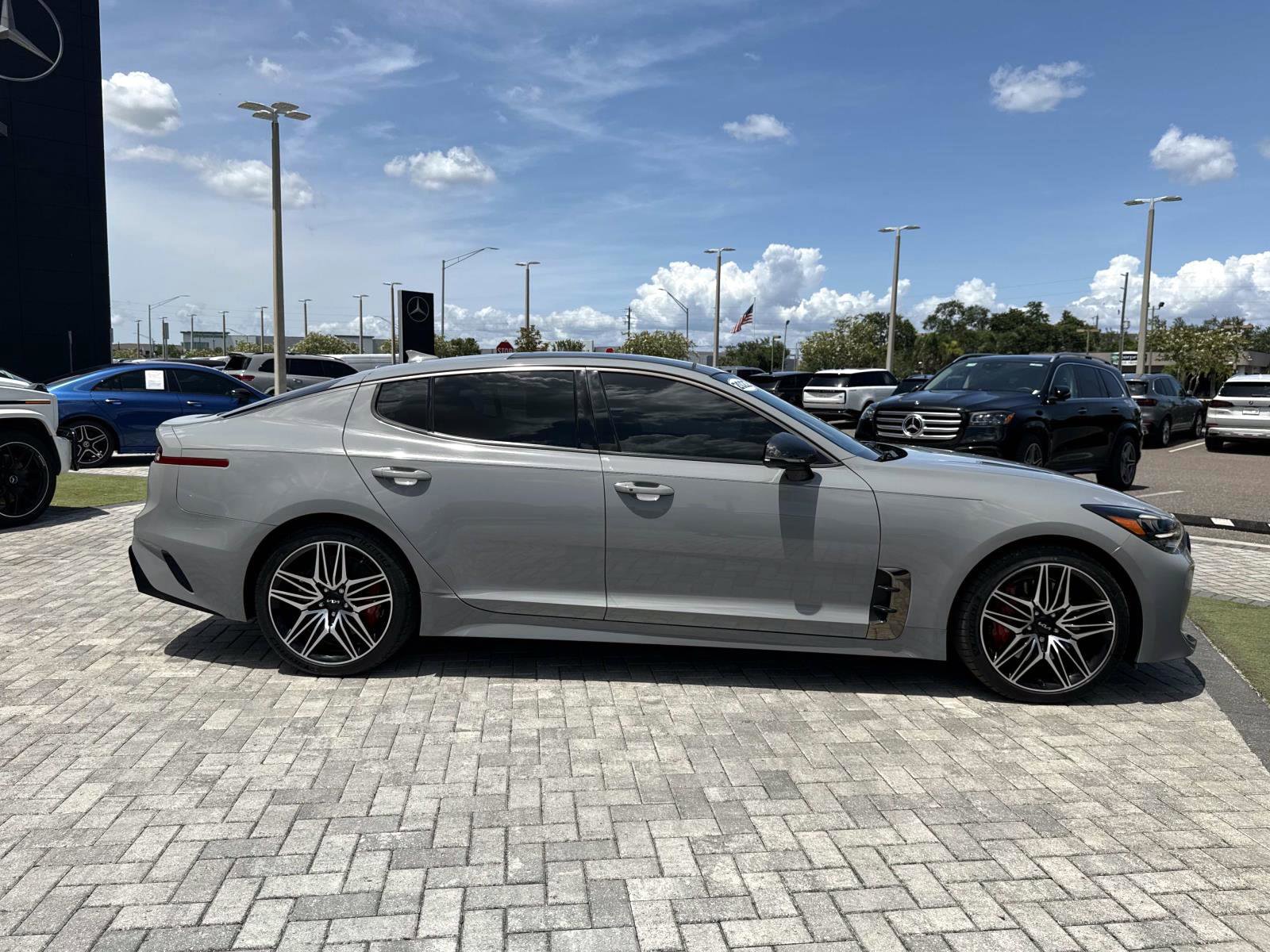 Used 2022 Kia Stinger GT1 RWD image 7