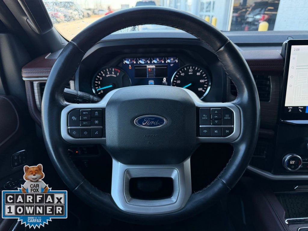 Used 2023 Ford Expedition Limited image 11